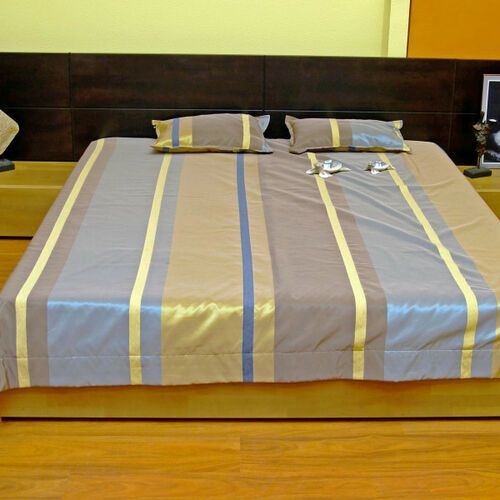 Sesto ágy -  fa ágykeret - éjjeliszekrény, komód, hálószobabútor