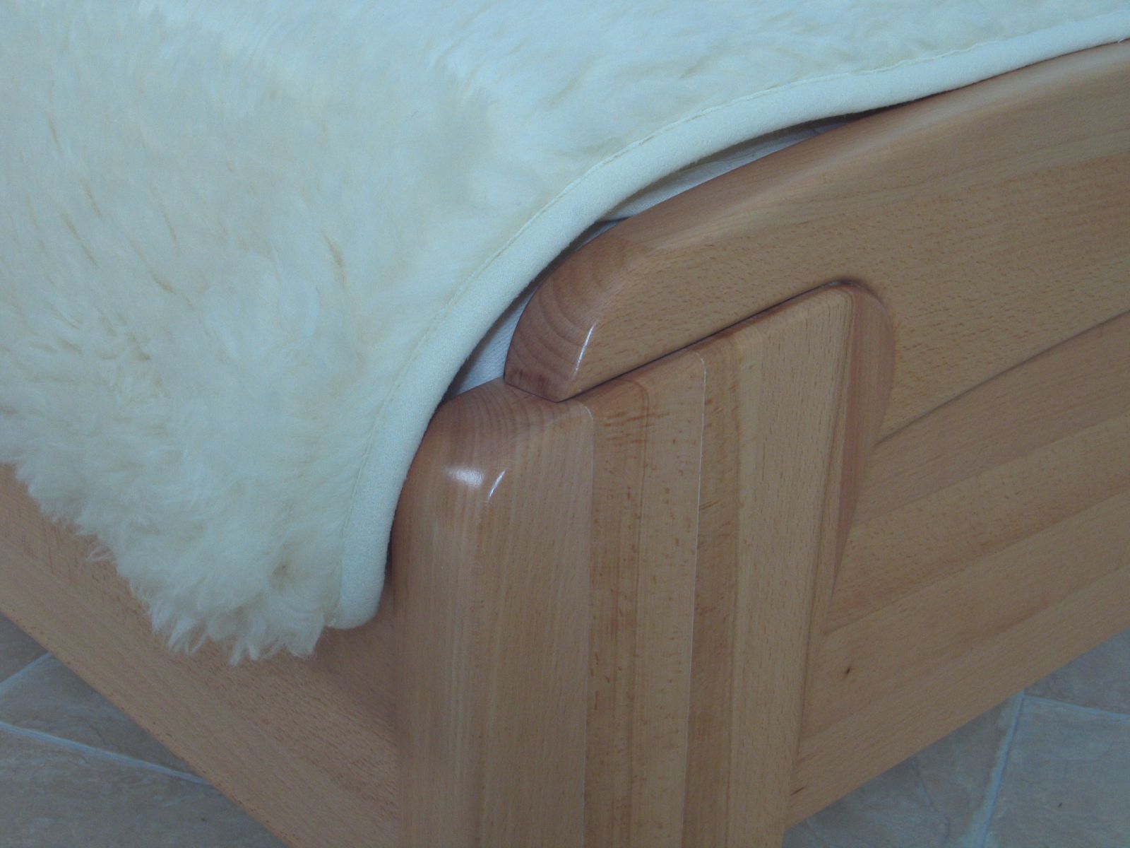 Alaszka fa ágykeret egyszemélyes és franciaágy - NOVETEX matrac - Ágyban a legjobb!