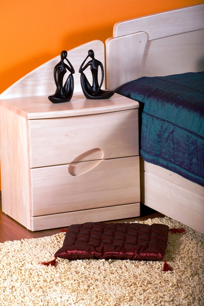 Alaszka ágy - tömörfa ágykeret - éjjeliszekrény, komód, hálószobabútor - NOVETEX matrac